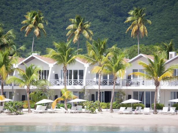 Oceanfront villa lounge